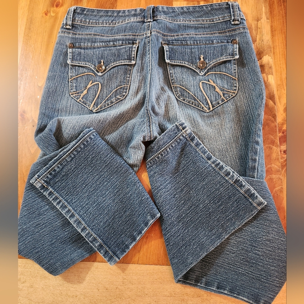 Gloria Vanderbilt Womens SIZE 8 Jeans. - Picture 2 of 5